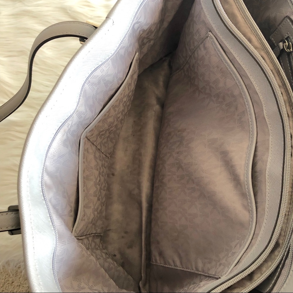 MICHAEL Michael Kors Large Jet Set Saffiano Bundle - Picture 6 of 8